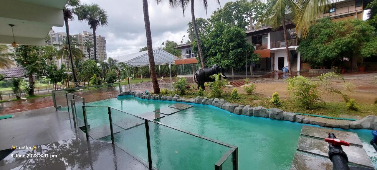 Udaya Resort Палакад Екстериор снимка