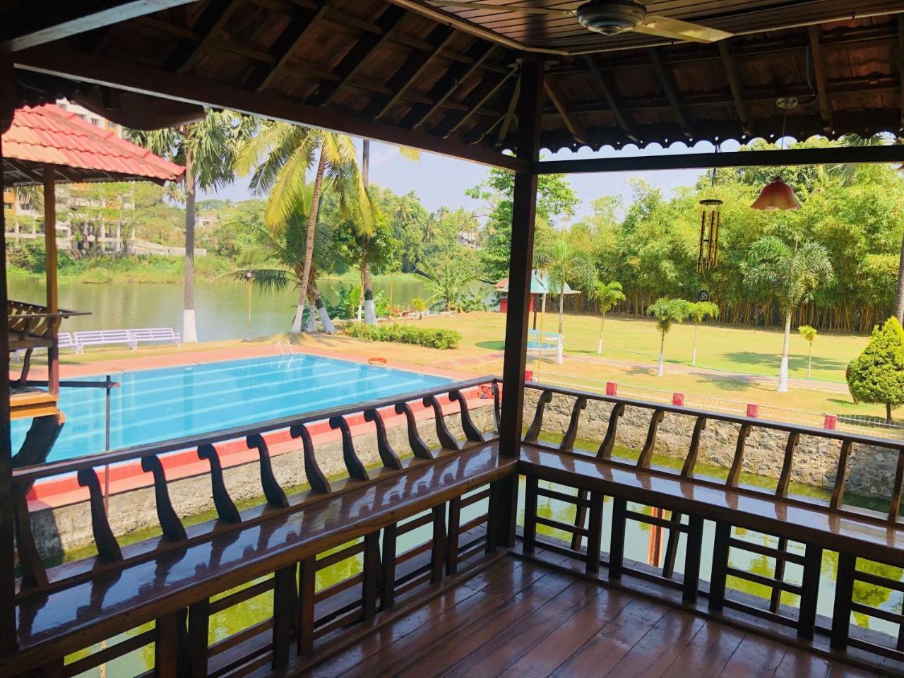 Udaya Resort Палакад Екстериор снимка